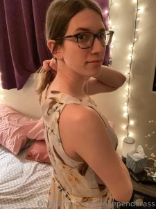 I need someone to zip me up i m flexible but not thaaat flexible