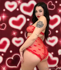 Comment and guess my favorite holiday correctly for a free picture in