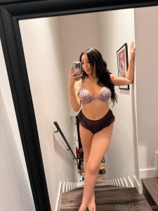 Do you guys want to see more behind the scenes of my cam shifts i part 1