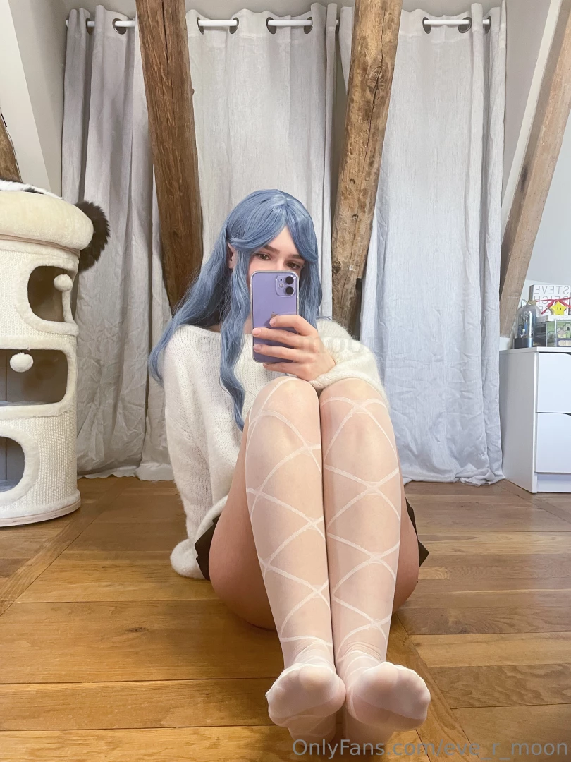 Can you give me a foot massage 