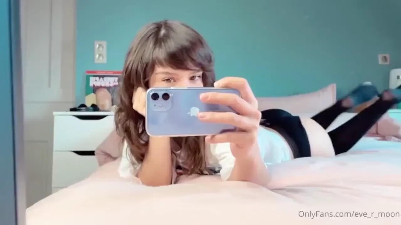 Been waiting for you to join me in bed 