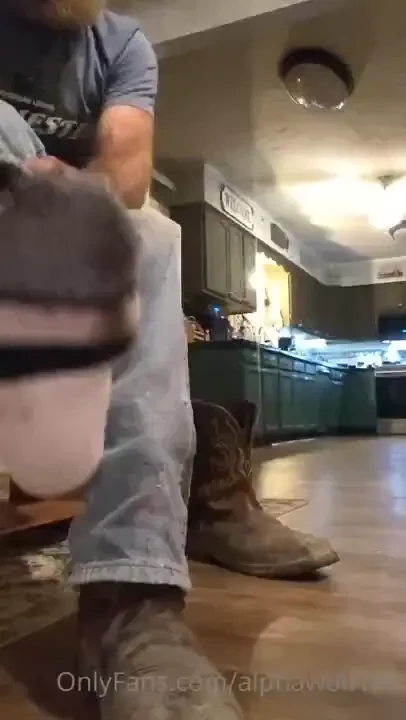 Could really use a foot rub today 