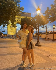 Surprise en week-end paris j en ai profit pour rendre visite ma copine part 4