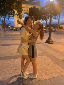 Surprise en week-end paris j en ai profit pour rendre visite ma copine part 3