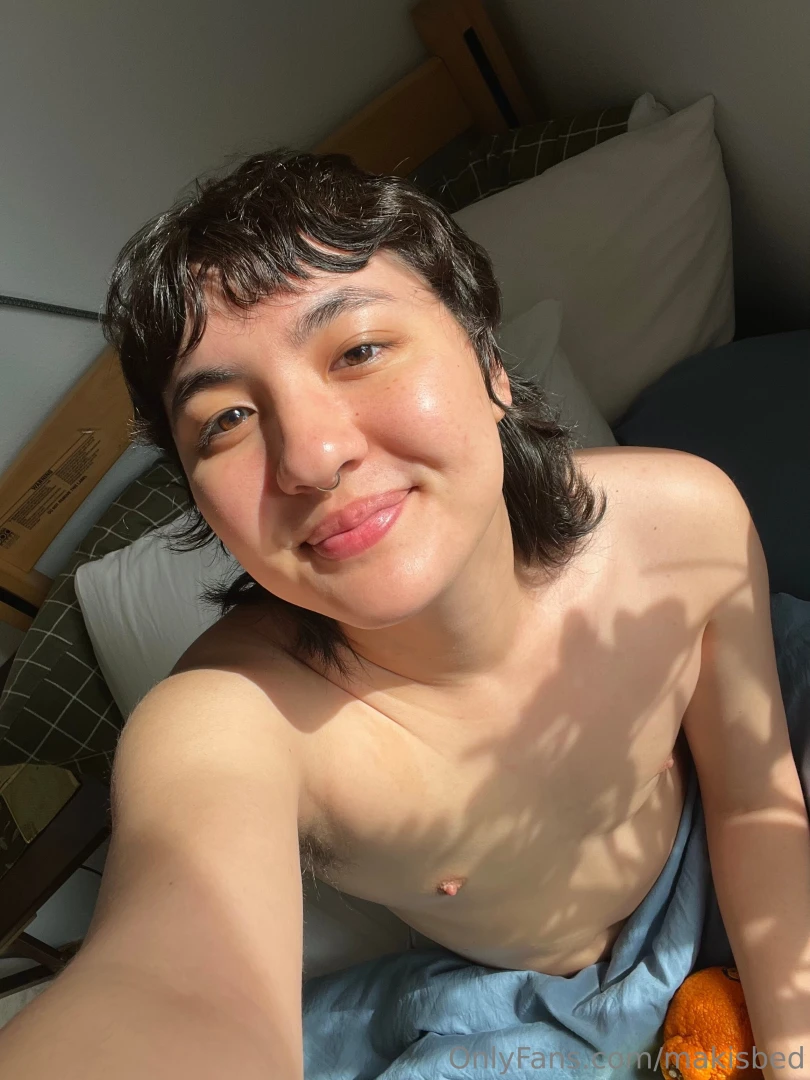 Just a little day in the life of maki most of it is spent naked p part 5 