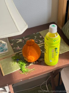 Just a little day in the life of maki most of it is spent naked p part 1