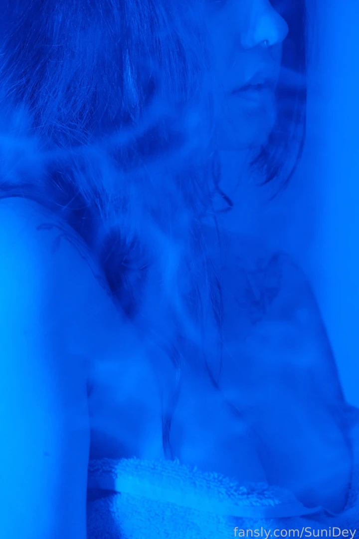 Once again i am coming to you from my shower i love how these photos 