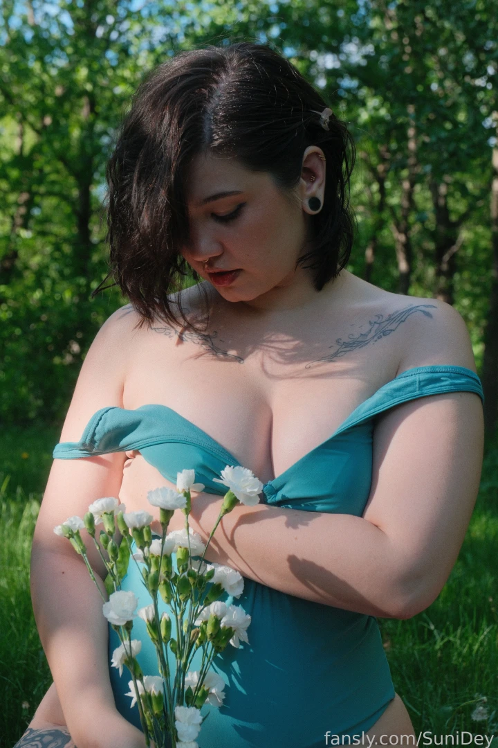 Take a look at my new swimsuit i absolutely adore the color which 