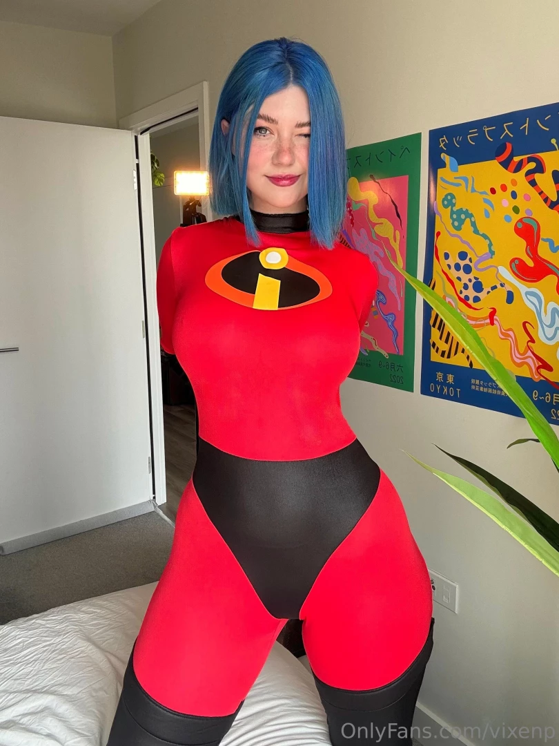 What you think about pixar mom on the second pic 