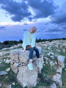 Until january 3 i will rarely be online as i am now on a little