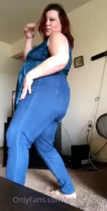 A little dance pt 1 happy asswednesday amp humpday