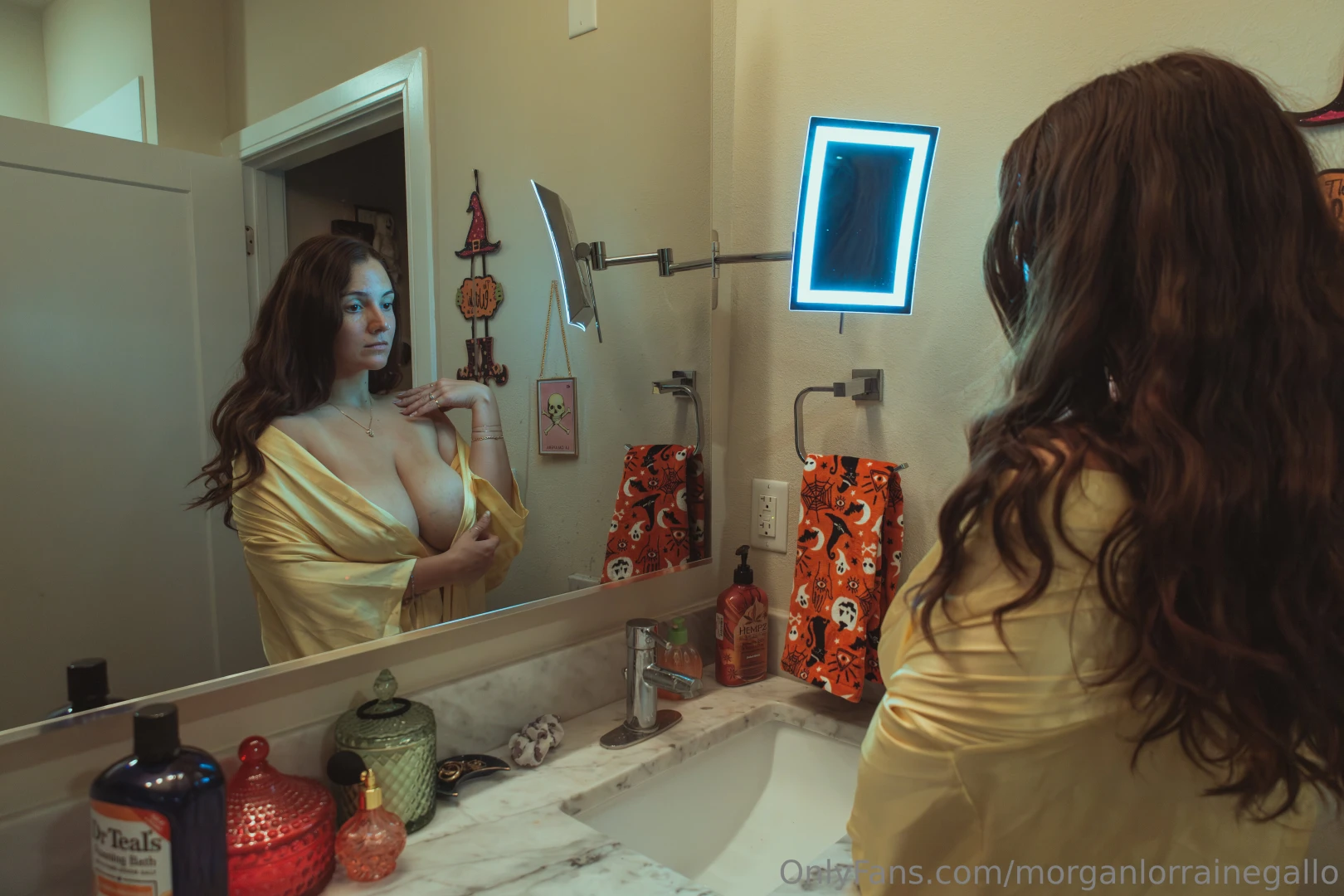 The rest of my bathroom photos in the silk yellow robe - some part 1 