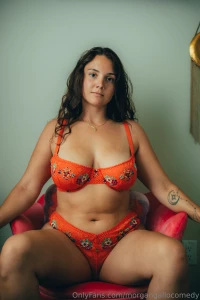 More in my orange lace in my vanity chair part 3