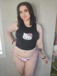 Today we are keeping the hello kitty theme alive all also part of my part 1