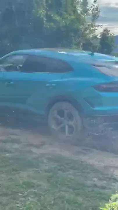Never never leave me a urus 