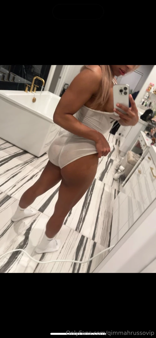 New qontent out now and its fuqqin hot 