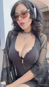 What do u think i m listening to check my vip for even more of com part 2