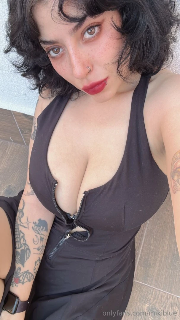 Do you like short haired girls check my vip for even more of com 