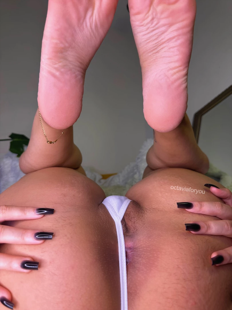 Ignore the thong and fuck me 