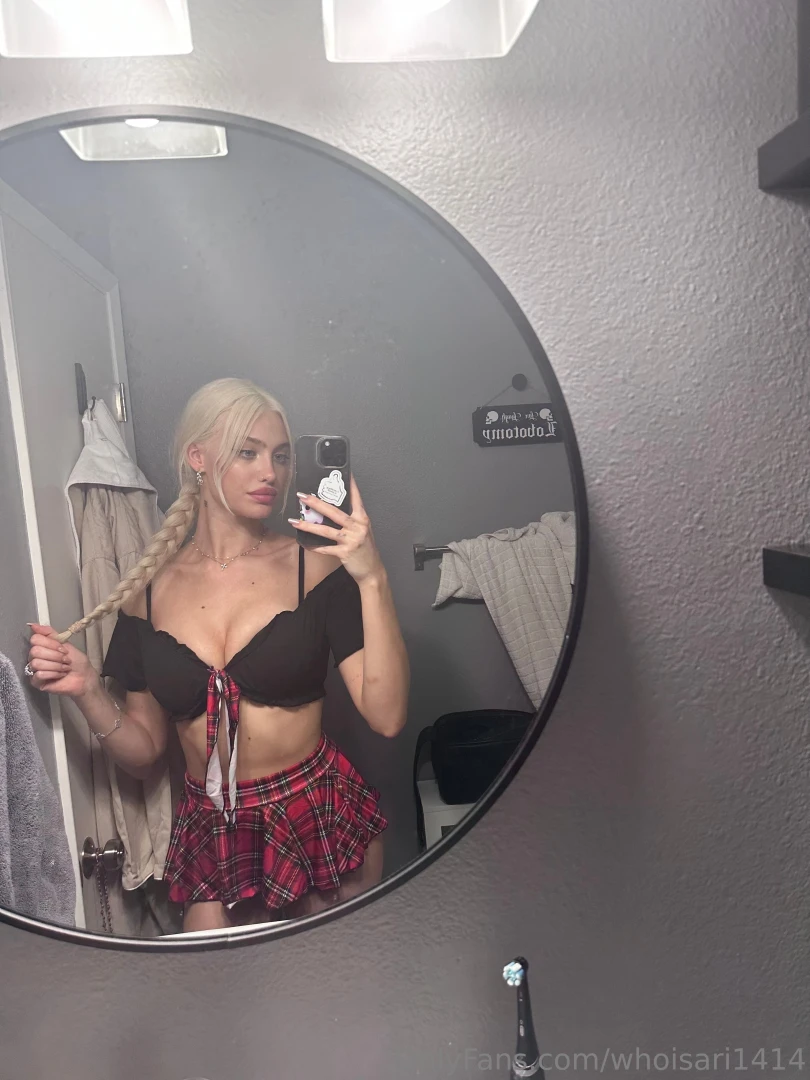 Feeling cheeky tonight 3 part 1 