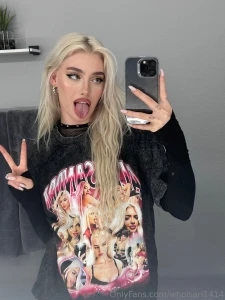 Who wants to be part of my simp club p