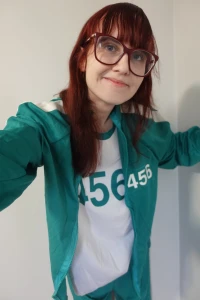 I decided to join the game this outfit was a throne gift lt 3 irl part 1