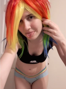 Rainbow dash is 20 hotter irl twitch https www twitch tv