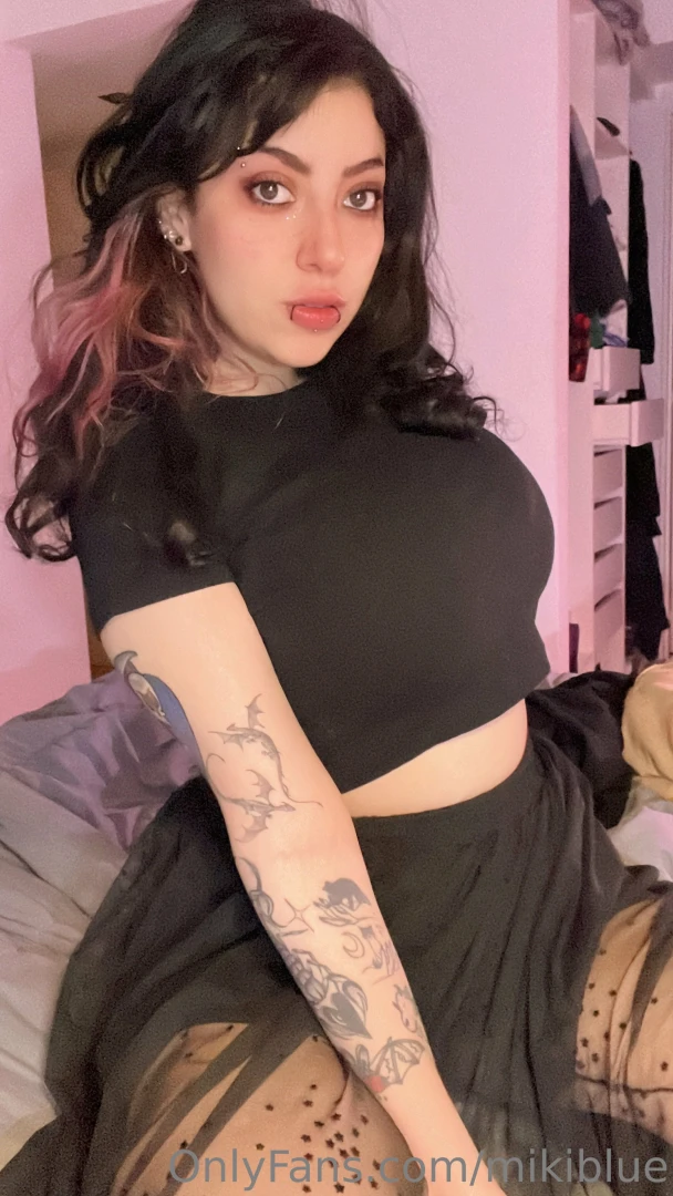 Wow you want to undress me so badly i don t even need to use my hands part 1 