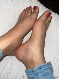 Be a good lil boy amp clean these soles part 17