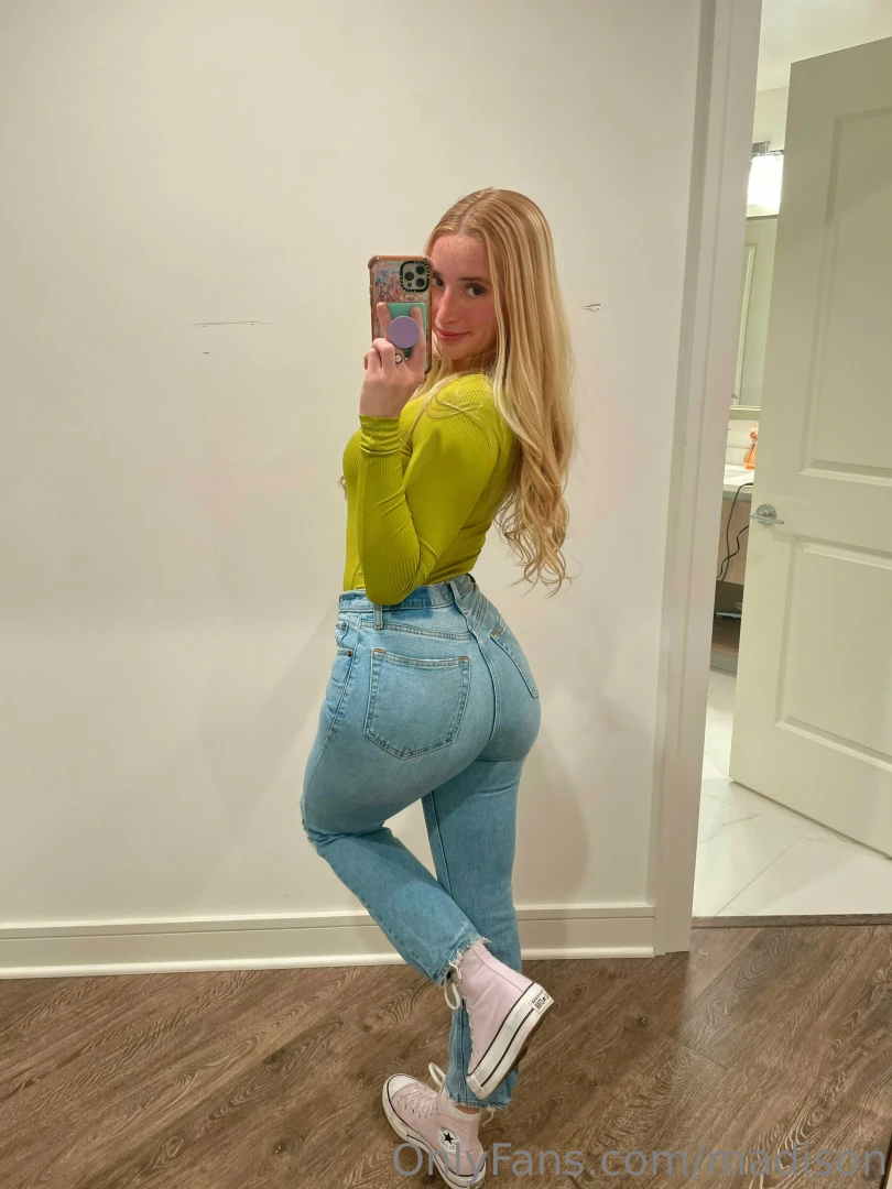 Just me and this naughty little mood 