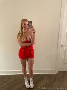 Happy titty thursday swipe