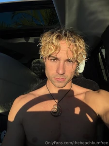 Who wants to see me cum in my new car