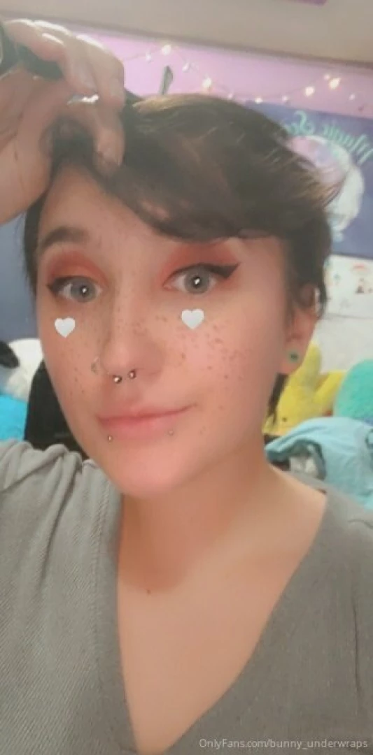 Hi bunnies incase we are doubting if i am cute or not let me clarify i part 1 