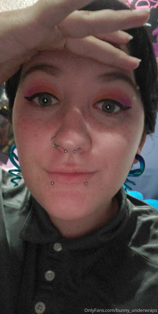 Hi bunnies incase we are doubting if i am cute or not let me clarify i part 8 