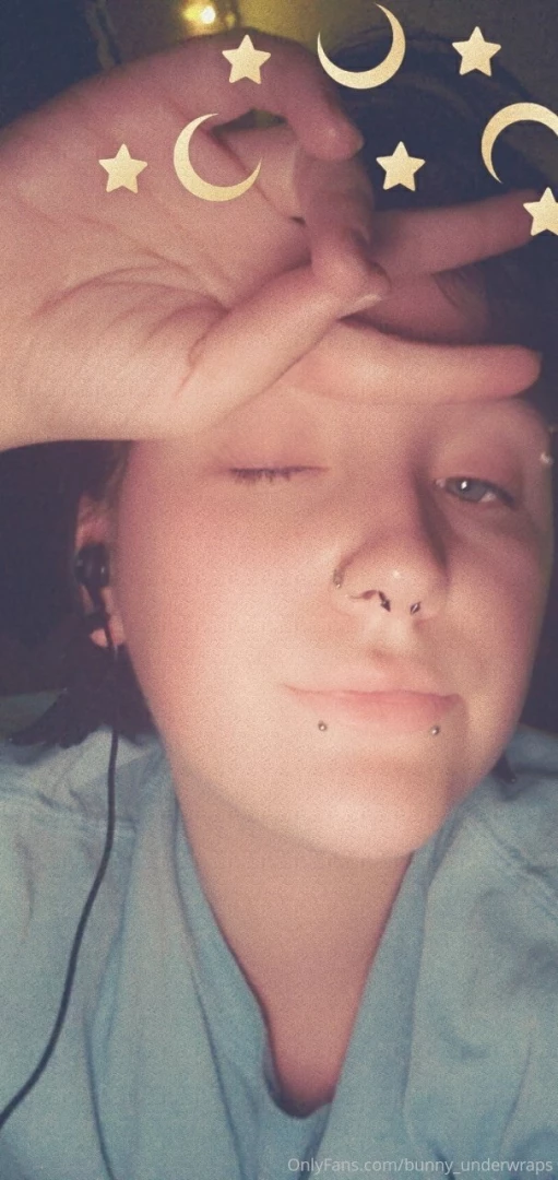 Hi bunnies incase we are doubting if i am cute or not let me clarify i part 10 