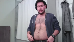 Gallon of whole milk in 20 minutes on live stream i made it 11 5