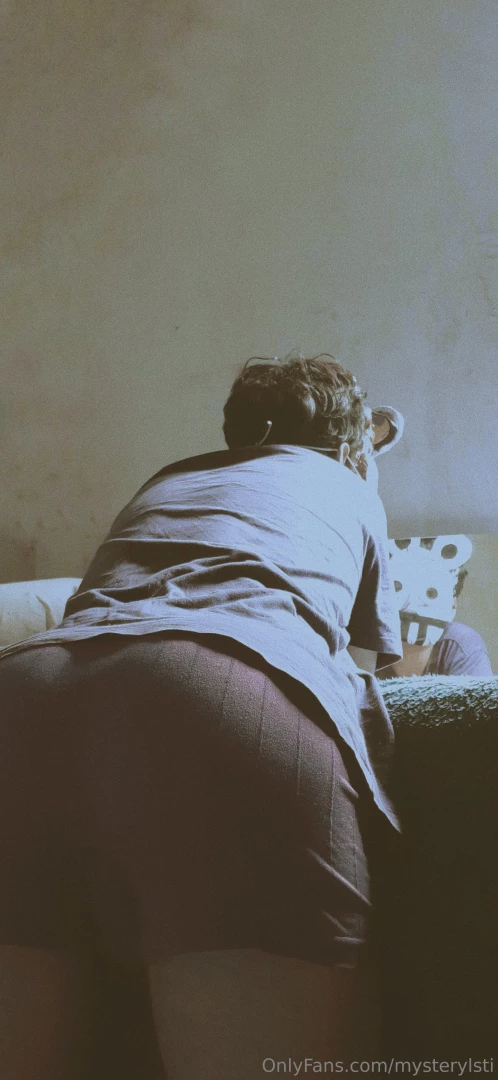 I can see you behind me looking at me wishing to touch me the mirror 