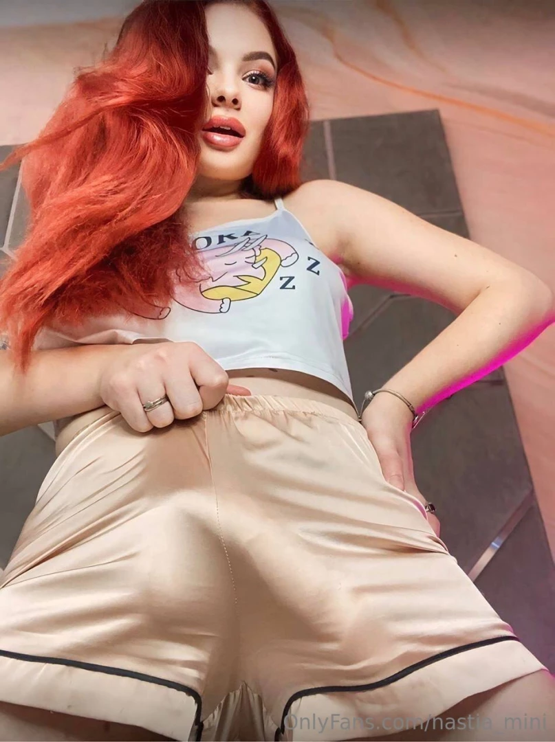 She s waiting for you olivka_sx fiery babe olivka_sx who will drive 