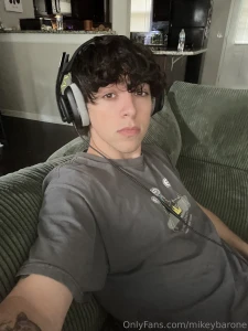 Yes i d let you sit on my face