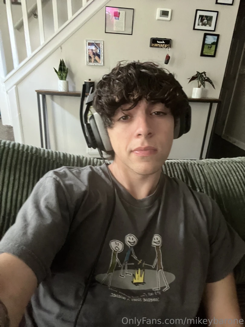 Recommend me some of your fav songs 