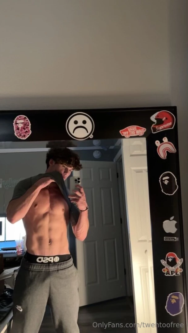 New subs gets a free jo video go sub to my vip twentoo 