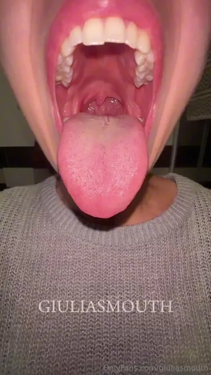 Come into this warm place vieni in questo posto ospitale 