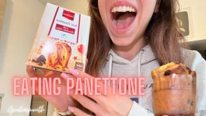 I eat a panettone since december is here i decided to eat something