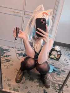 Cosplays from offkai day 1 - gura day 2 - mococo day 3 - ame fri sat part 3