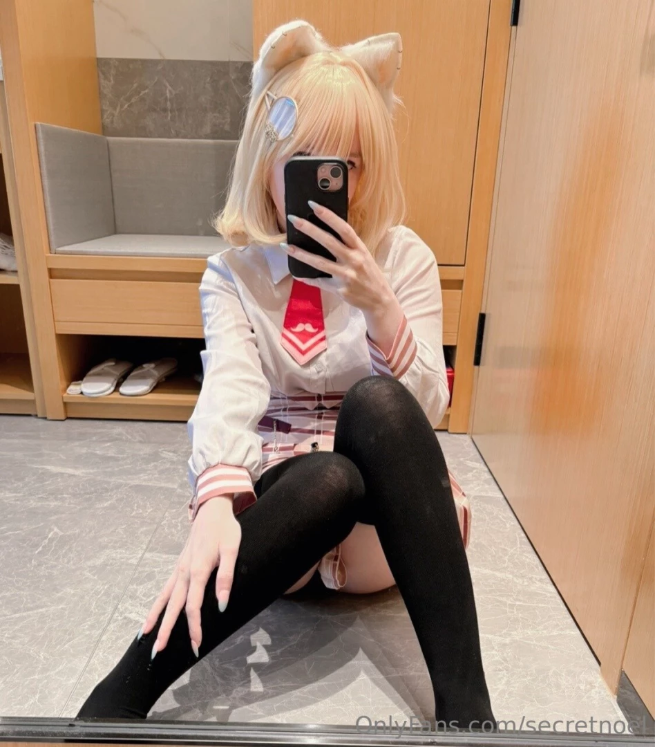 Kitty ears or puppy ears ame part 1 