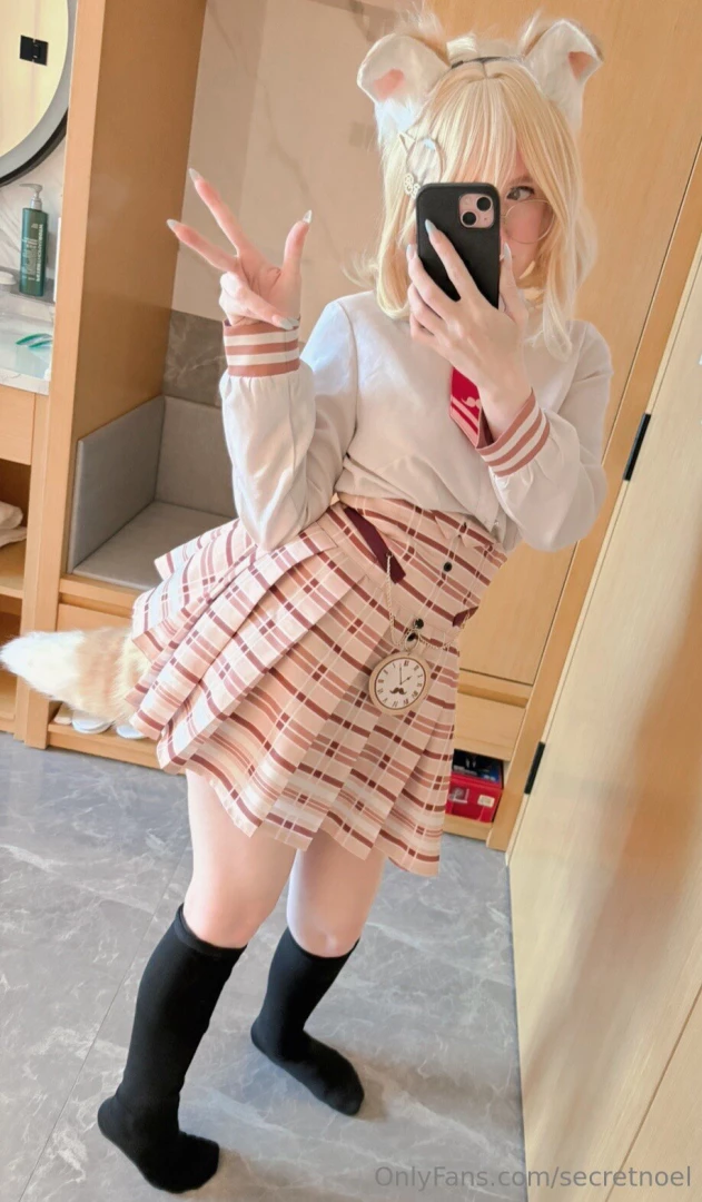 Kitty ears or puppy ears ame 