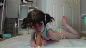 Trying a bj in cosplay