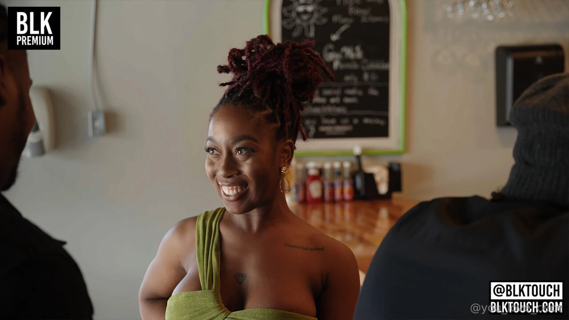 New bathtub vid today check your dms 6 00 pm honey 