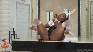 This baddie bunny found a bbc dildo and wanted to prove to you how