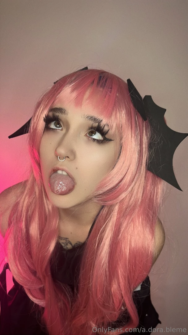 What do you think made me make that face i was very naughty today and 